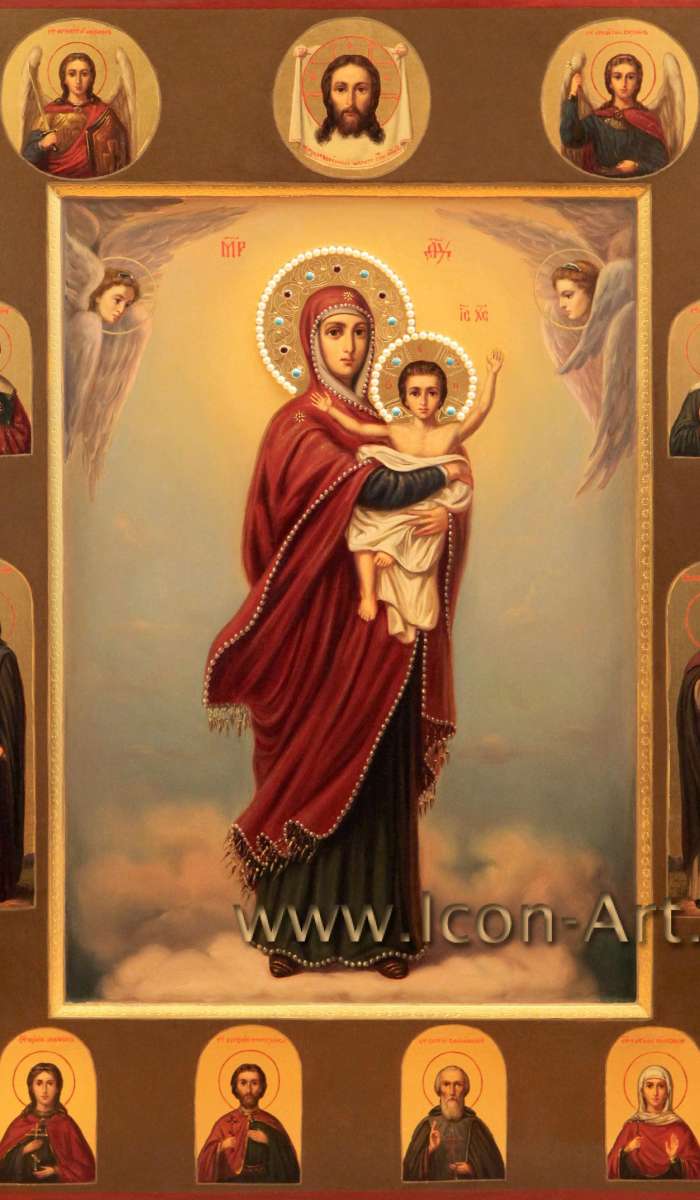 Фото: Семейная икона. Богоматерь «Благодатное Небо», святые на полях: Святитель Николай, Блаж. матрона Московская, Петр и Феврония Муромские, мц. Иулия Анкирская, мч. Евгений Трапезундский, прп. Сергий Валаамский, мц. Татиана Римская