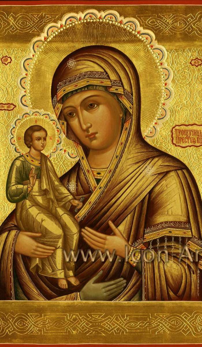 Фото: Образ Пресвятой Богородицы Троеручица.