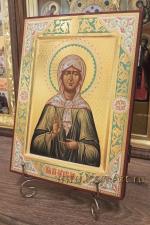 Икона святой блаженной старицы  Матроны Московской