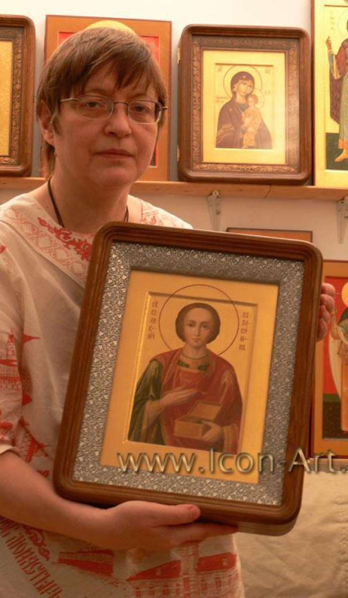 Фото: Икона в подарок - киот