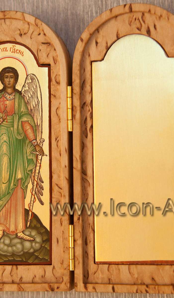 Фото: Святой Ангел Хранитель. На складне оставлено место для Вашего святого покровителя.