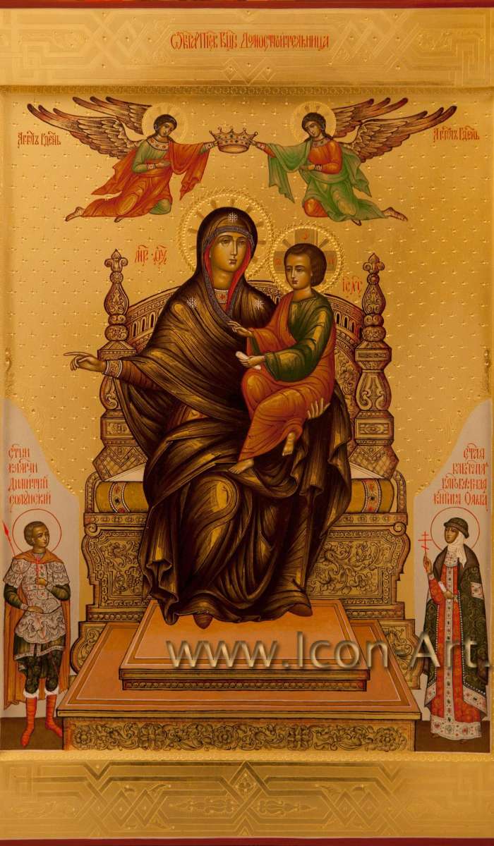 Фото: Икона Пресвятой Богородицы «Домостроительница». Святой Димитрий Солунский и святая равноапостольная Ольга