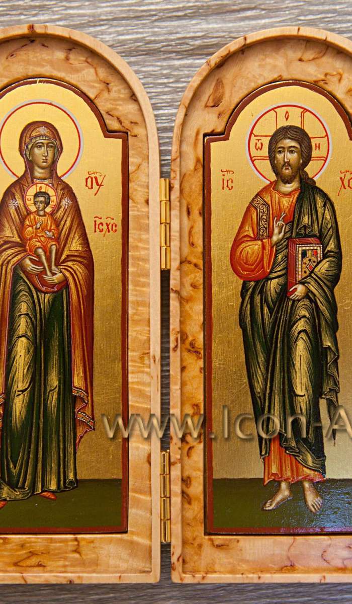 Фото: Господь Вседержитель и Пресвятая Богородица