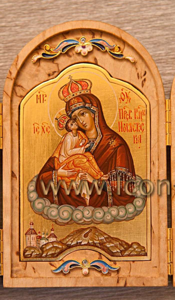 Фото: Складень. Икона Пресвятой Богородицы «Почаевская». Святые мученицы Василиса Никомидийская и Александра Анкирская