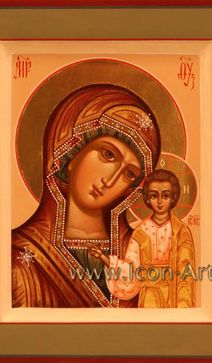 Фото: Иисус Христос Господь Вседержитель и Икона Пресвятой Богородицы «Казанская »