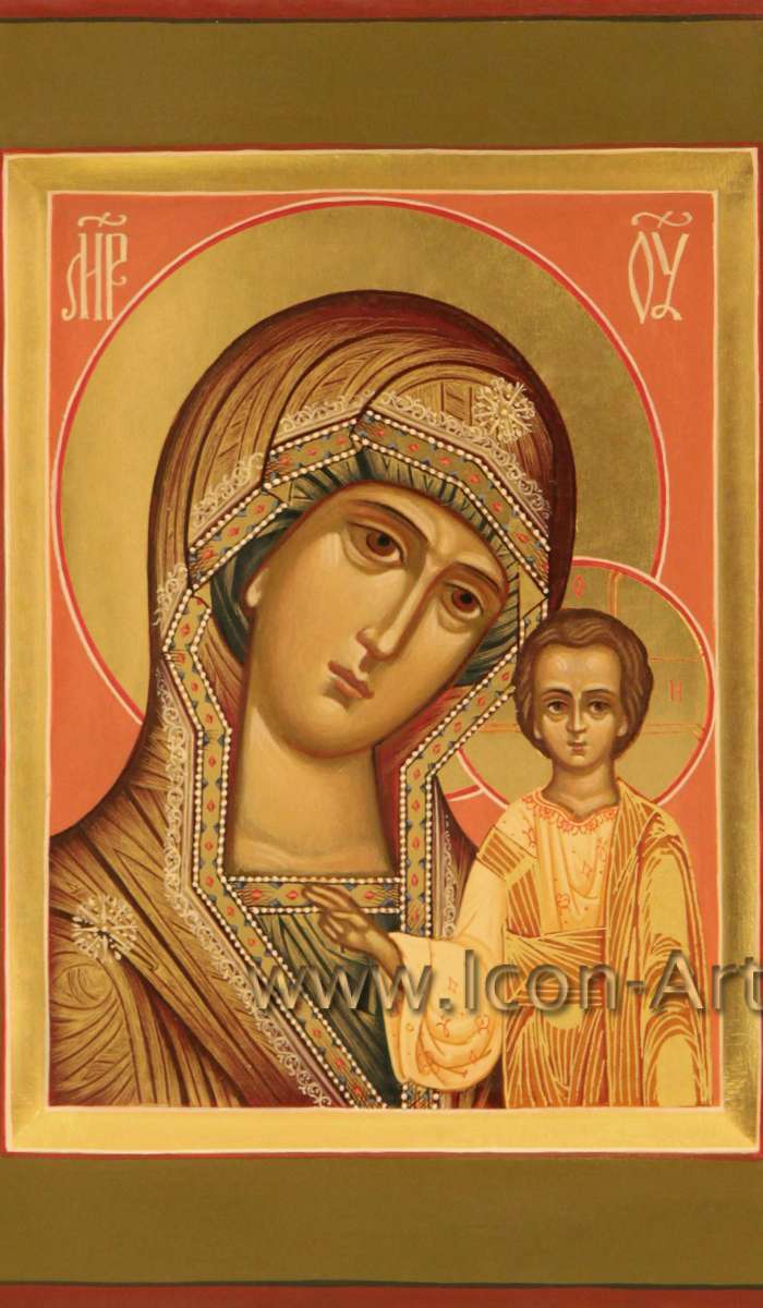 Фото: Икона Господа Вседержителя и Икона Пресвятой Богородицы «Казанская»