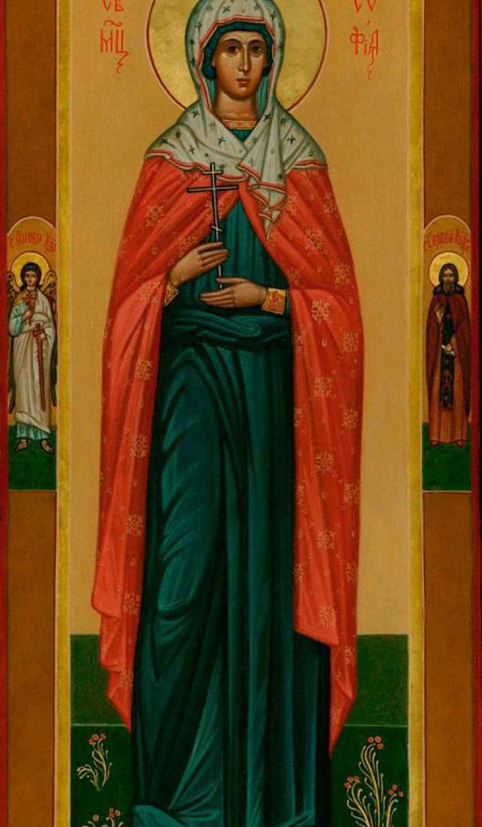 Фото: Мерная икона. Святая мц. София. На полях иконы святой Ангел Хранитель и прп. Сергий Радонежский