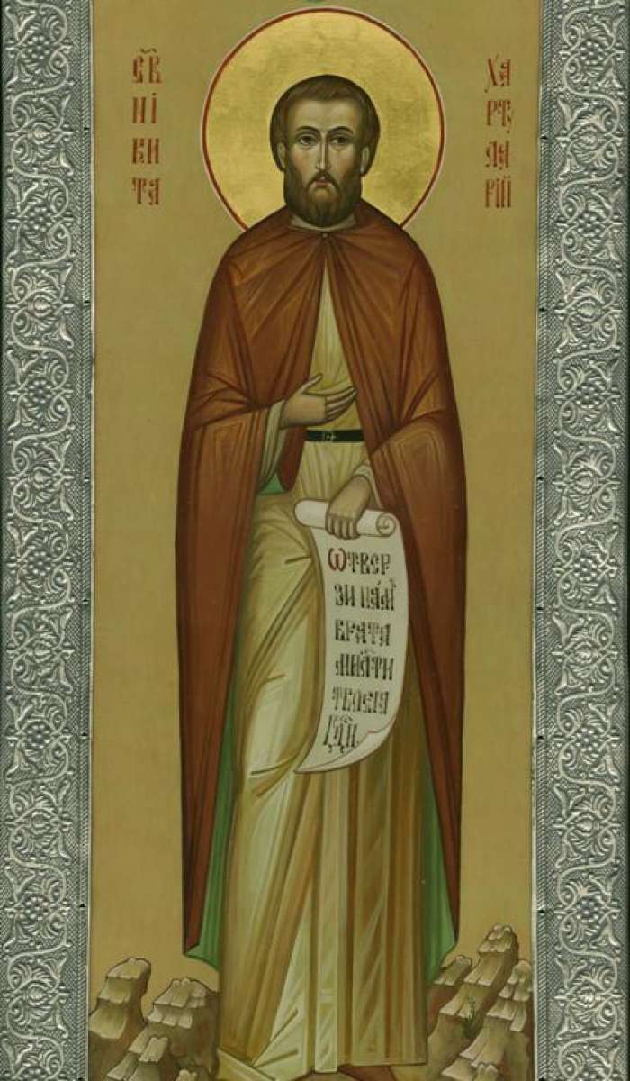 Фото: Святой Никита Хартуларий Константинопольский. Сверху Образ пресвятой Богородицы Тихвинская