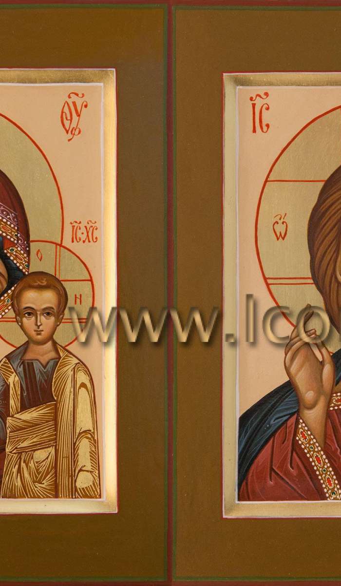 Фото: Венчальная пара с иконой Божией Матери «Казанская»