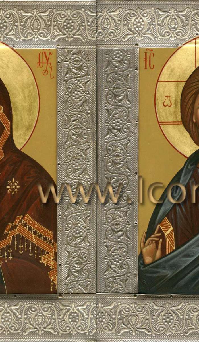 Фото: Венчальная пара с иконой Божией Матери «Донская»