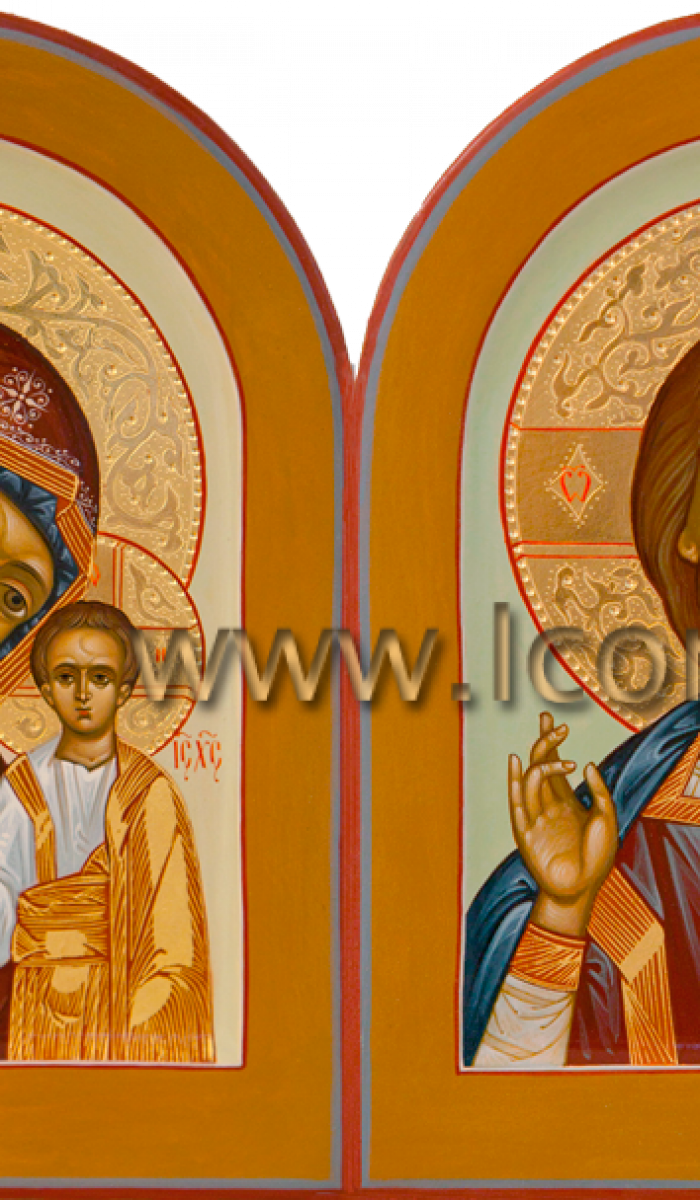 Фото: Венчальная пара с иконой Божией Матери «Казанская»