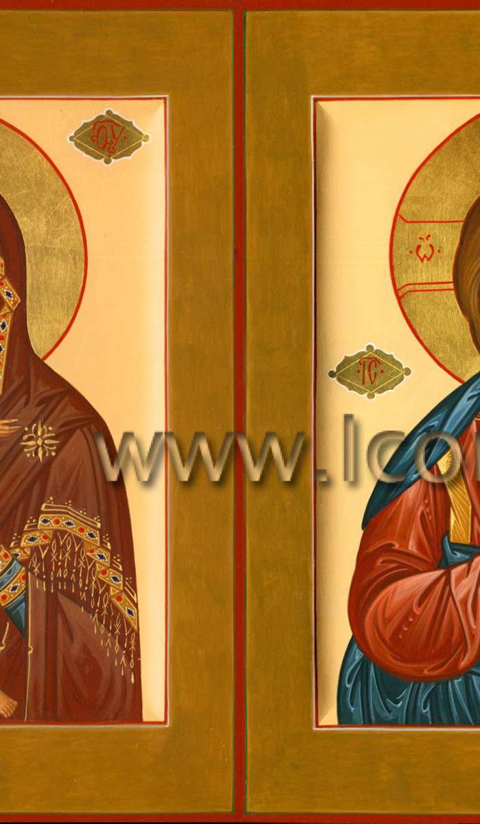 Фото: Венчальная пара с иконой Божией Матери «Владимирская»