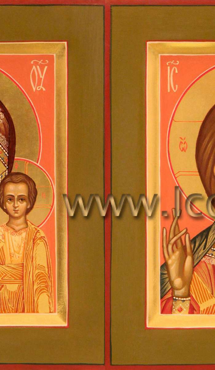 Фото: Венчальная пара с иконой Божией Матери «Казанская»