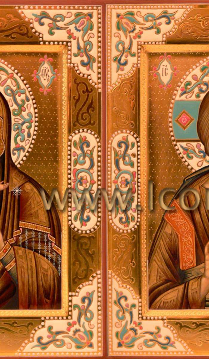 Фото: Венчальная пара с иконой Божией Матери «Феодоровская»