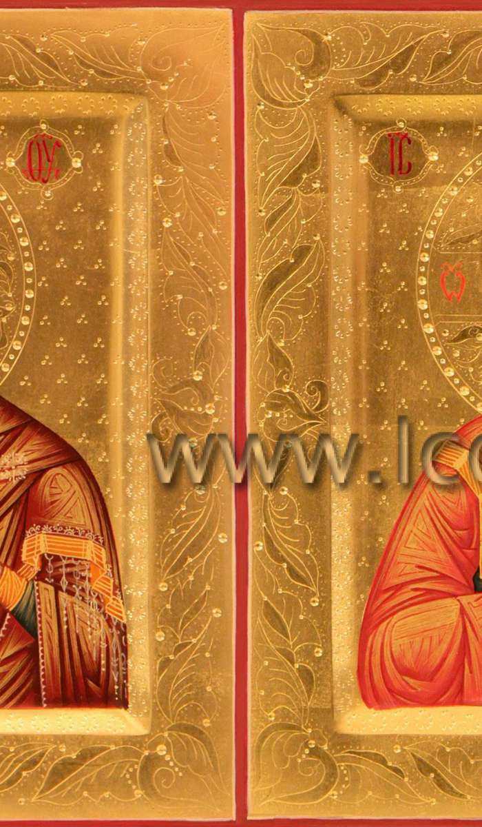 Фото: Венчальная пара с иконой Божией Матери «Владимирская»