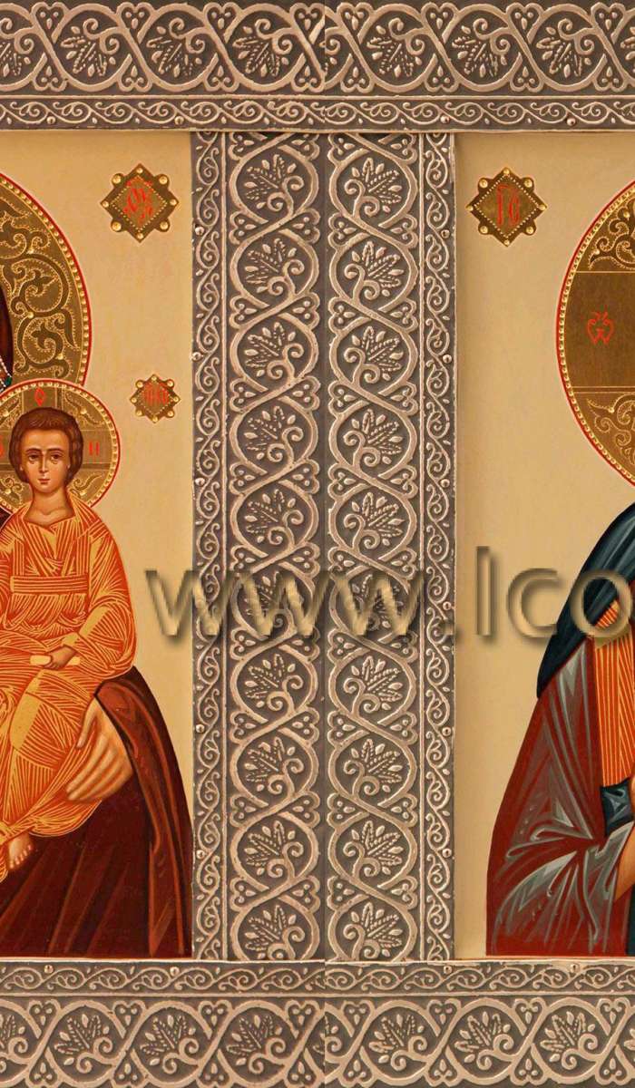 Фото: Венчальная пара с иконой Божией Матери «Смоленская»