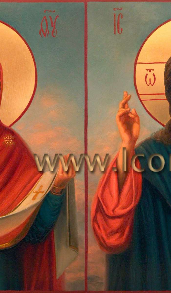 Фото: Венчальная пара с иконой Божией Матери «Покров»