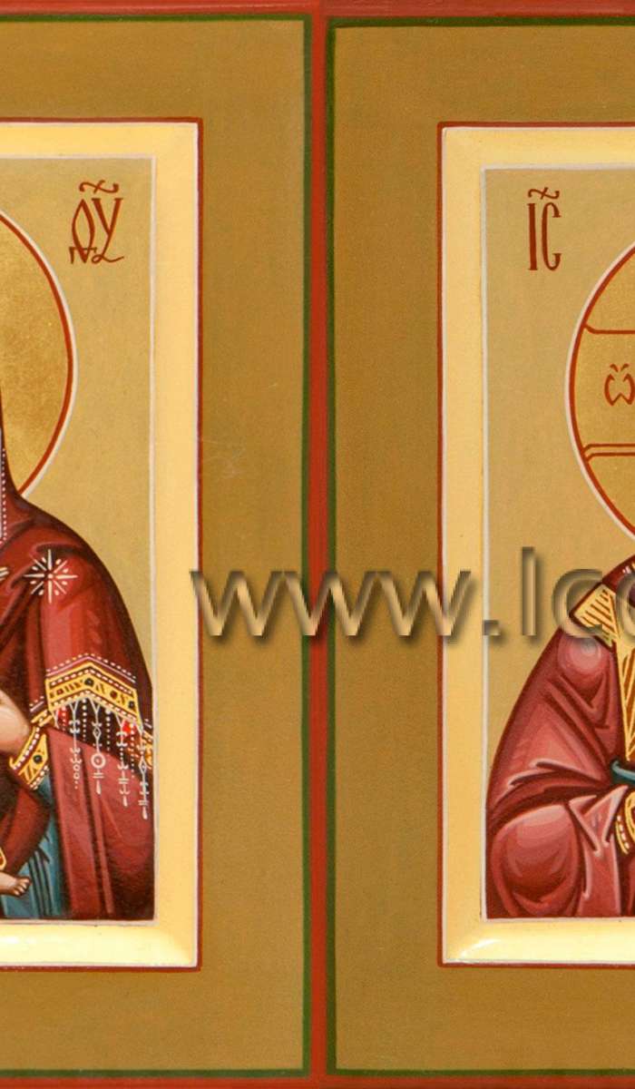 Фото: Венчальная пара с иконой Божией Матери «Владимирская»