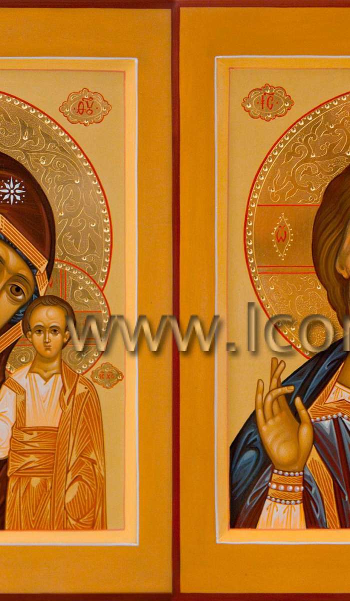 Фото: Венчальная пара с иконой Божией Матери «Казанская»