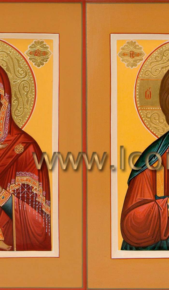 Фото: Венчальная пара с иконой Божией Матери «Владимирская»