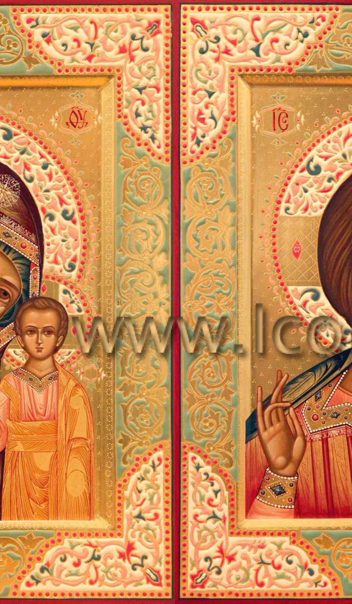 Фото: Венчальная пара с иконой Божией Матери «Казанская»