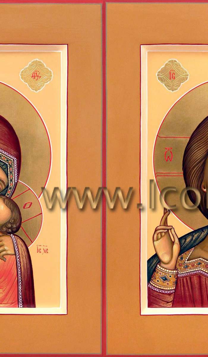 Фото: Венчальная пара с иконой Божией Матери «Корсунская»