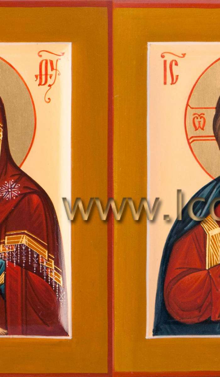 Фото: Венчальная пара с иконой Божией Матери «Владимирская»