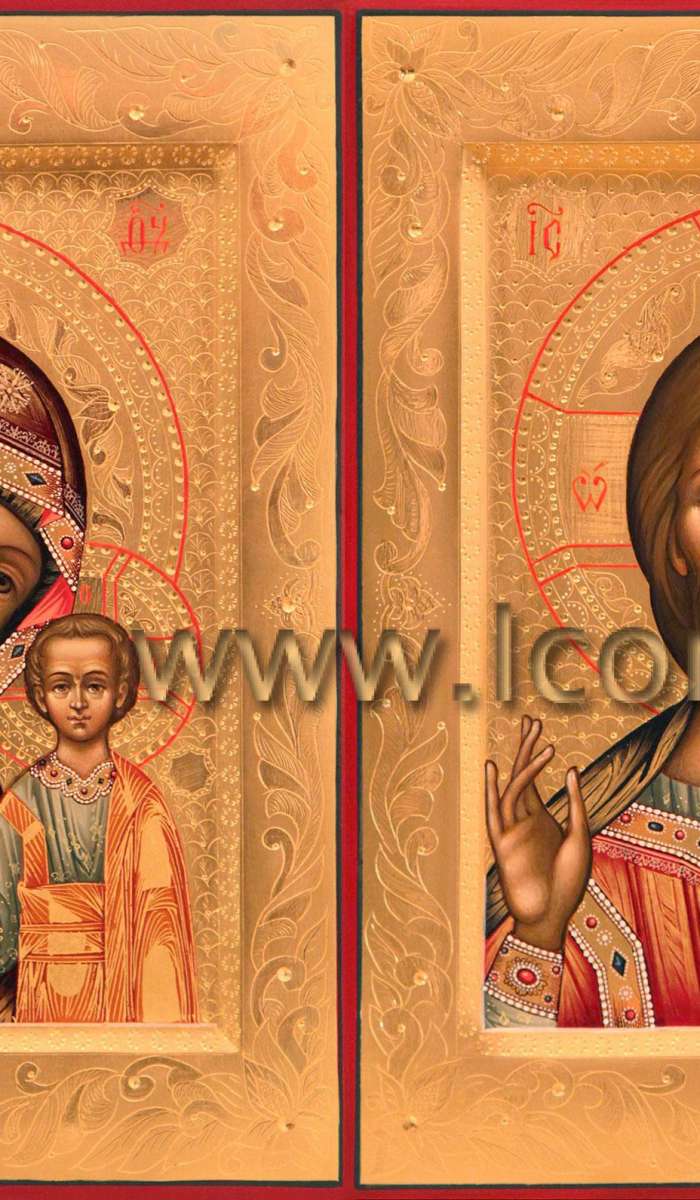 Фото: Венчальная пара с иконой Божией Матери «Казанская»