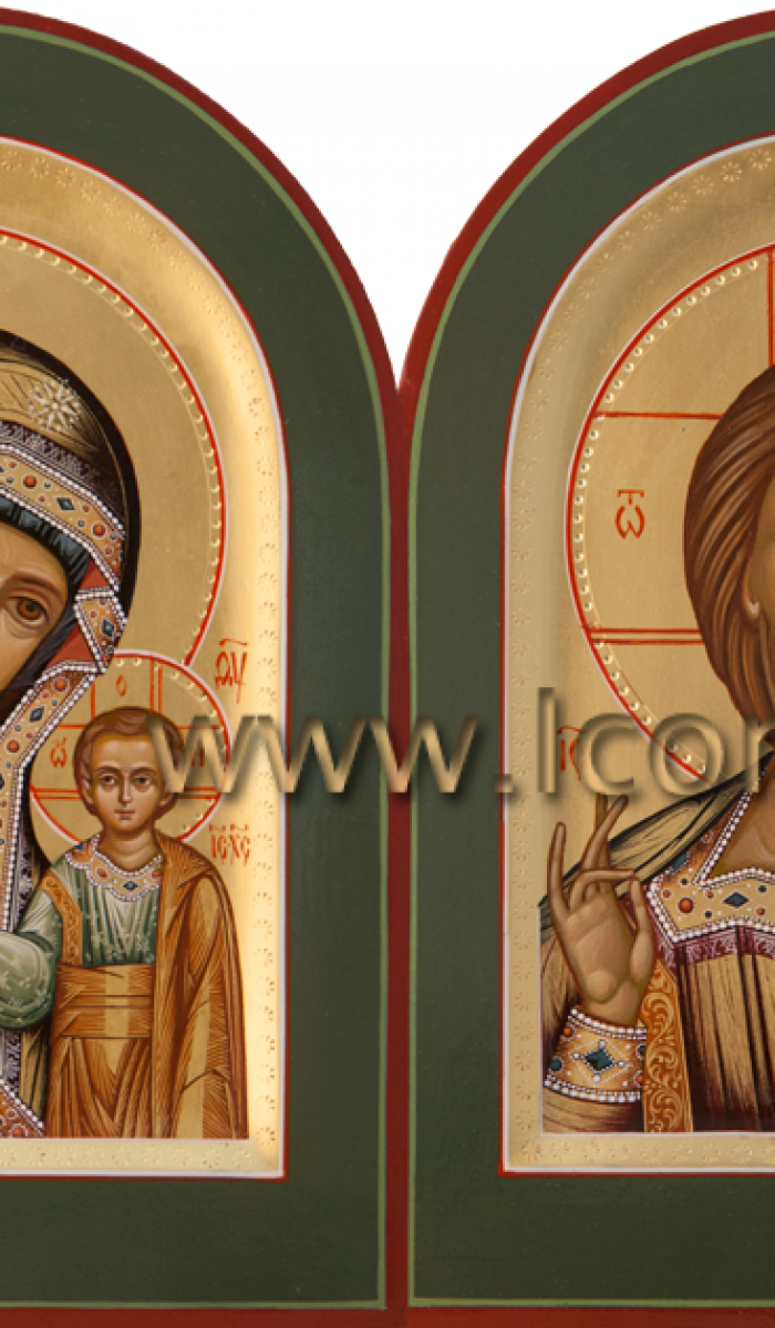 Фото: Венчальная пара с иконой Божией Матери «Казанская»