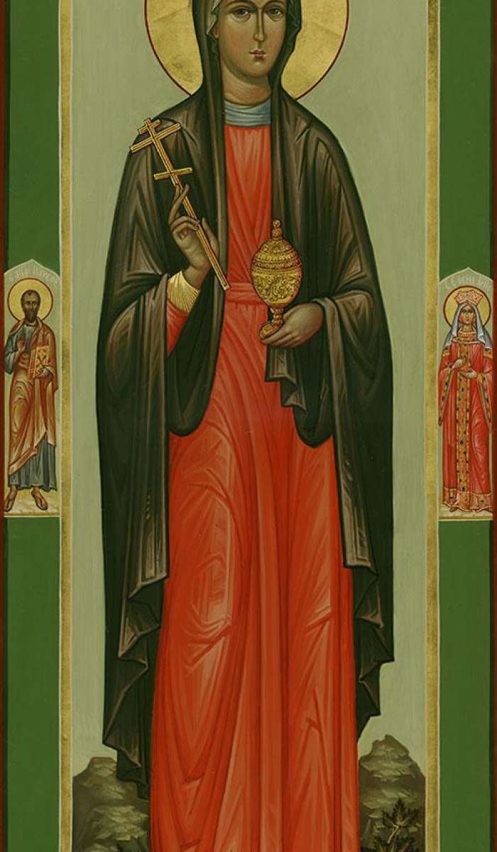 Фото: Святая Мария Магдалина. На полях иконы святой ап. Павел и святая Елена Константинопольская