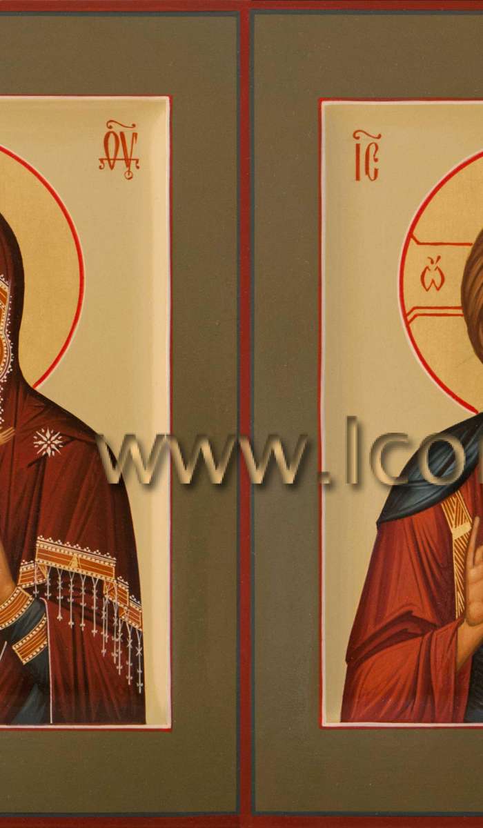 Фото: Венчальная пара с иконой Божией Матери «Феодоровская»