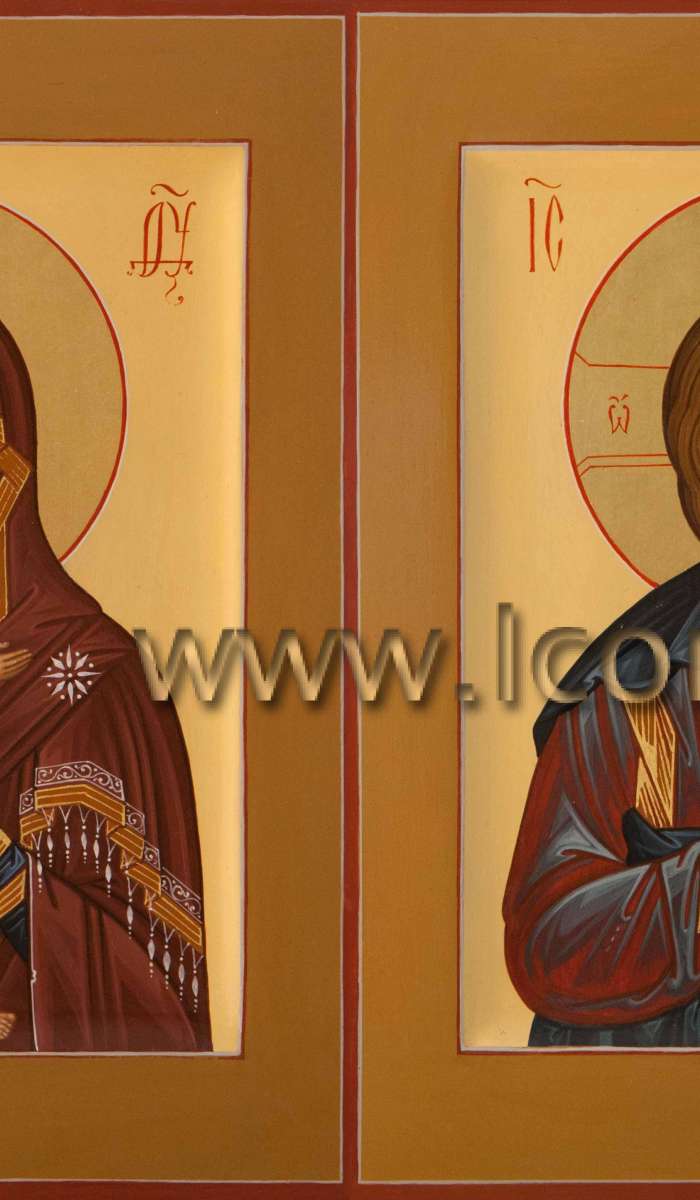 Фото: Венчальная пара с иконой Божией Матери «Владимирская»