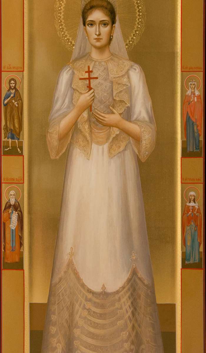 Фото: Святая царица Александра Романова