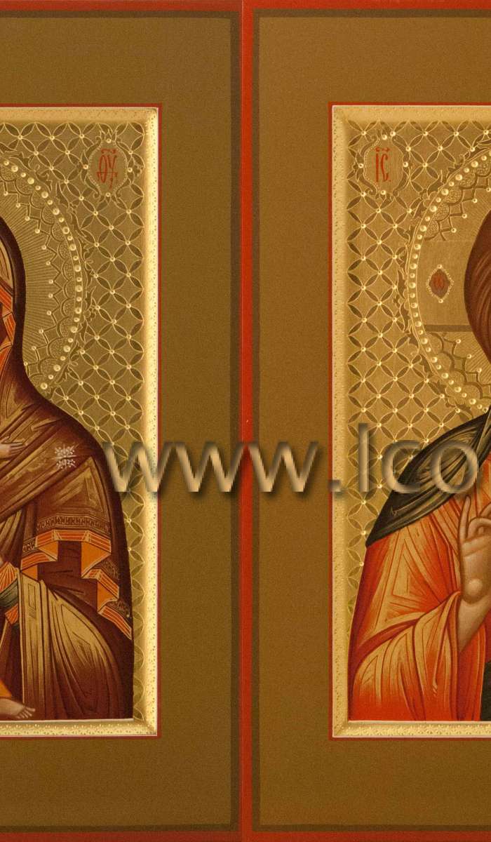 Фото: Венчальная пара с иконой Богородицы «Владимирская»