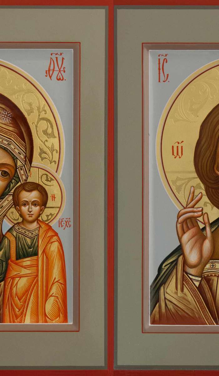 Фото: Венчальная пара с иконой Богородицы «Казанская»