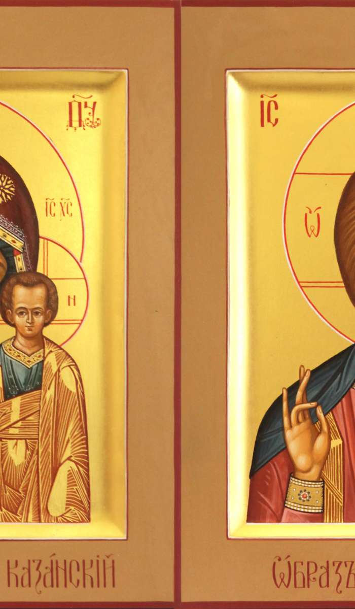 Фото: Венчальная пара с иконой Богородица «Казанская»