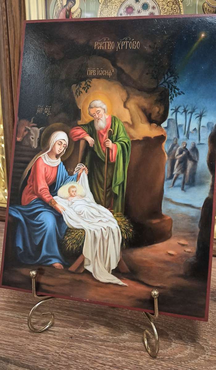 Фото: Икона Рождества Христова