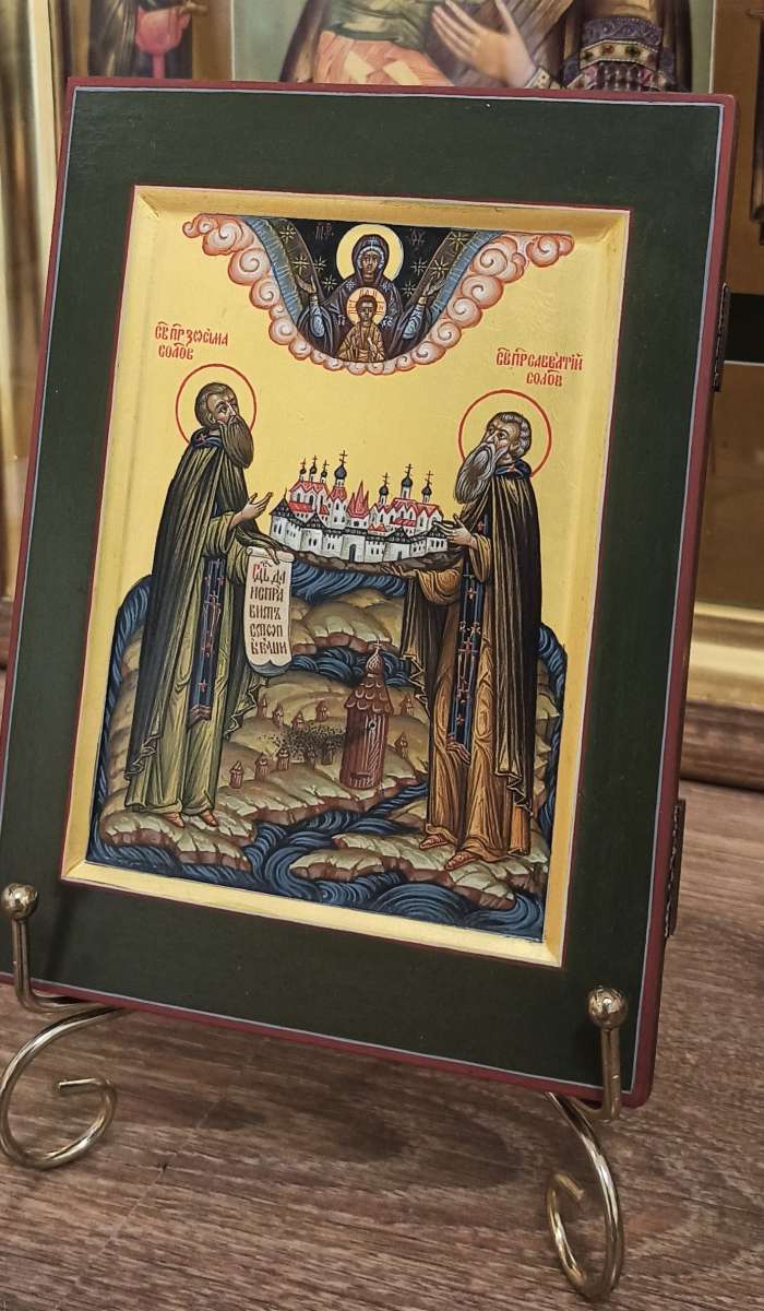 Фото: Икона святых Зосима и Савватия Соловецких