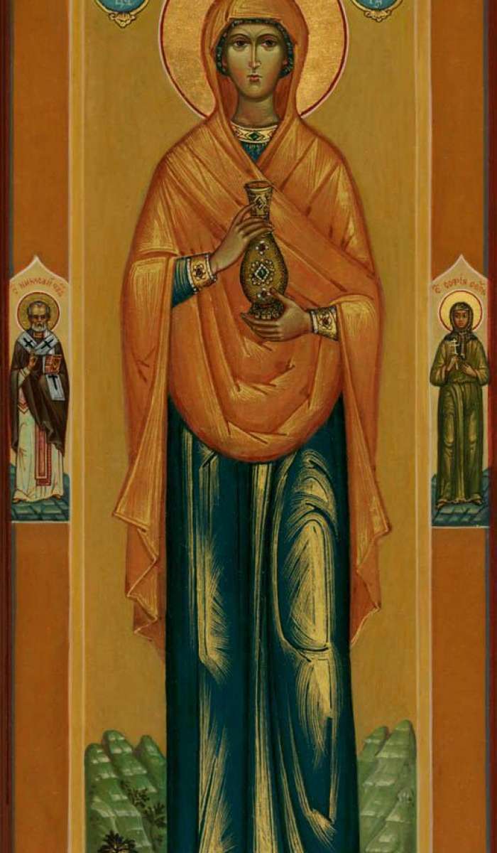 Фото: Святая Мироносица Саломия. На полях иконы: святой Николай Чудотворец и святая прмц. София Селиверстова (новомученица)