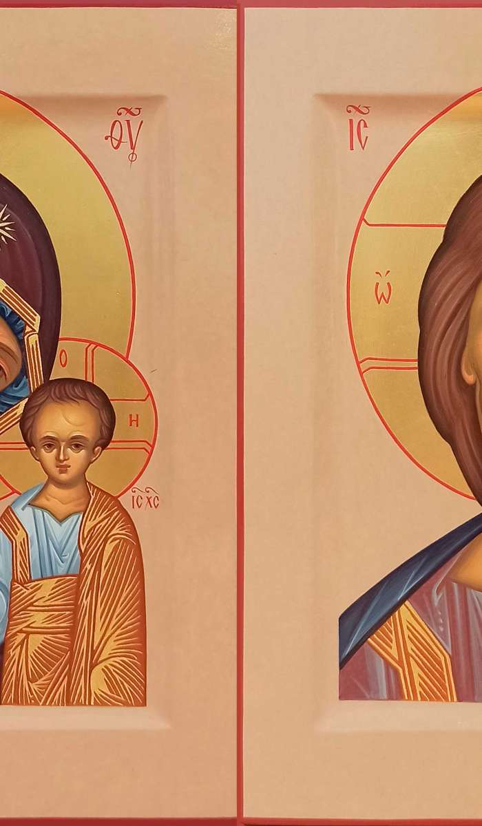 Фото: Венчальная пара с иконой Богороидцы «Казанская» 