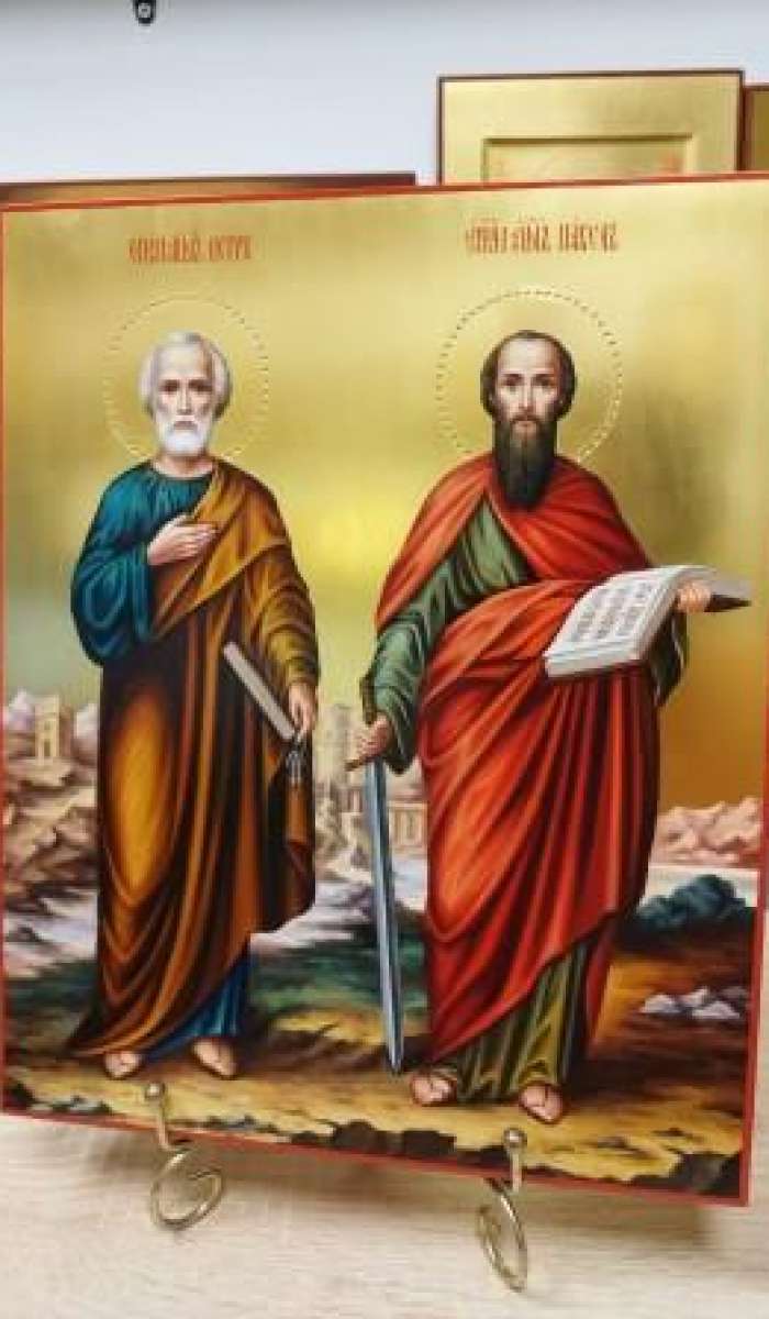 Фото: Икона святых первоверховных апостолов Петра и Павела