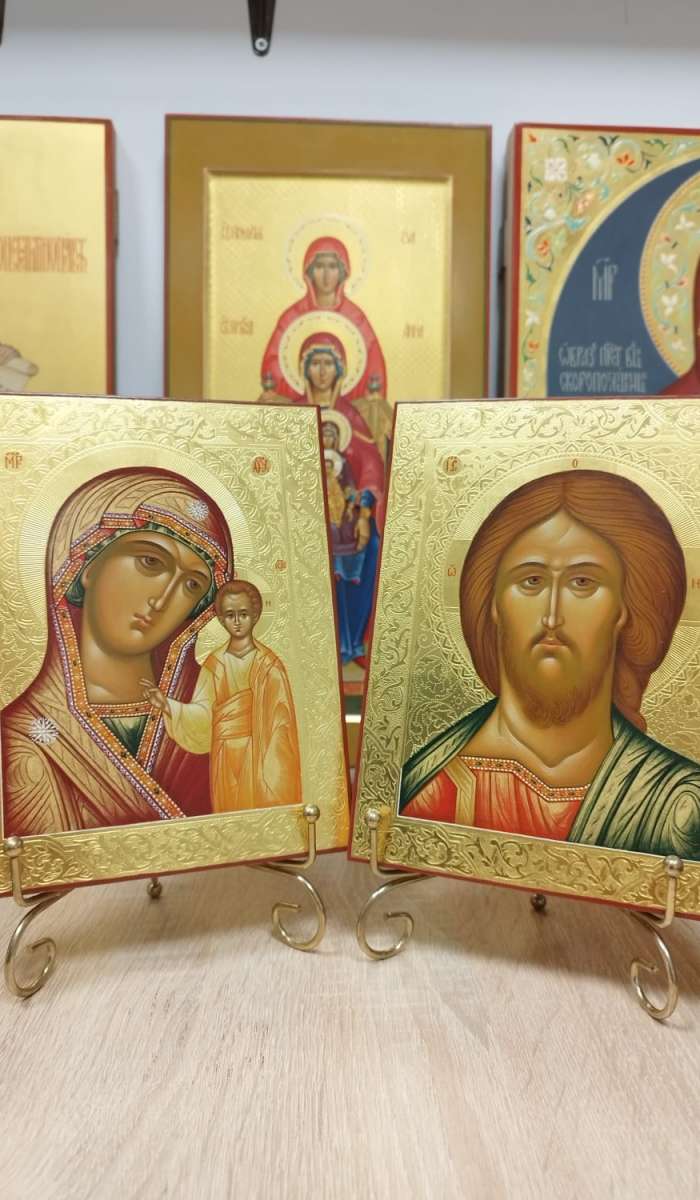 Фото: Венчальные иконы Пресвятая Богородица Казанская и Спаситель