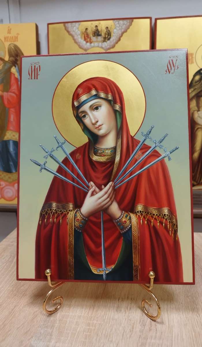 Фото: Икона Пресвятой Богородица Семистрельная