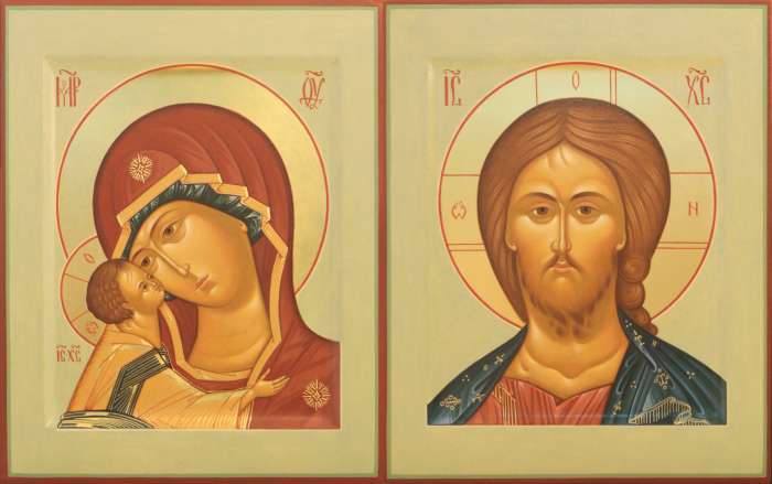 Фото: Венчальная пара с иконой Богородицы «Игоревская»