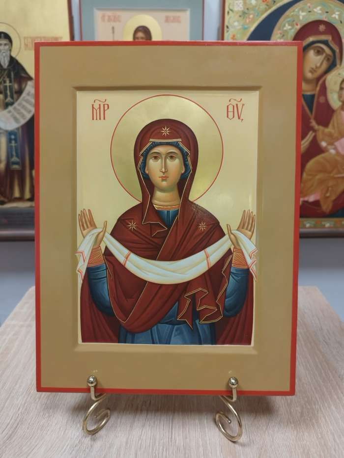 Фото: Икона Пресвятой Богородицы Покров