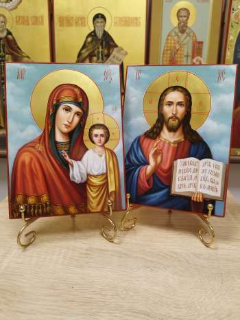 Венчальные иконы Пресвятая Богородица Казанская и Спаситель